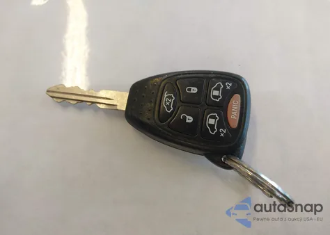 2007 Dodge Grand Caravan Sxt from USA, damaged, VIN 2D4GP44L07R359826